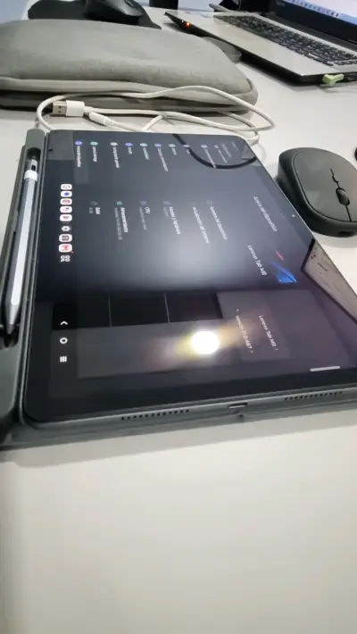 Tablet Lenovo Tab M11 con funda - miniatura 5