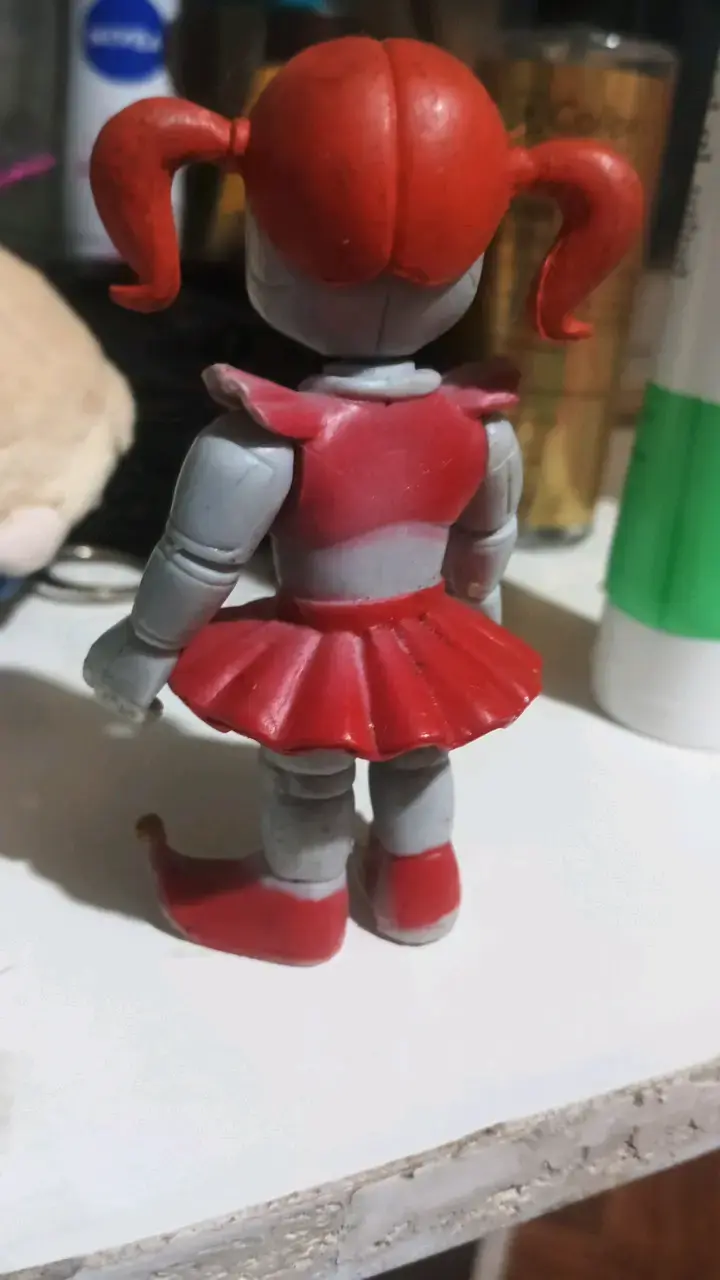 Figura de acción de payaso con vestido rojo - 2