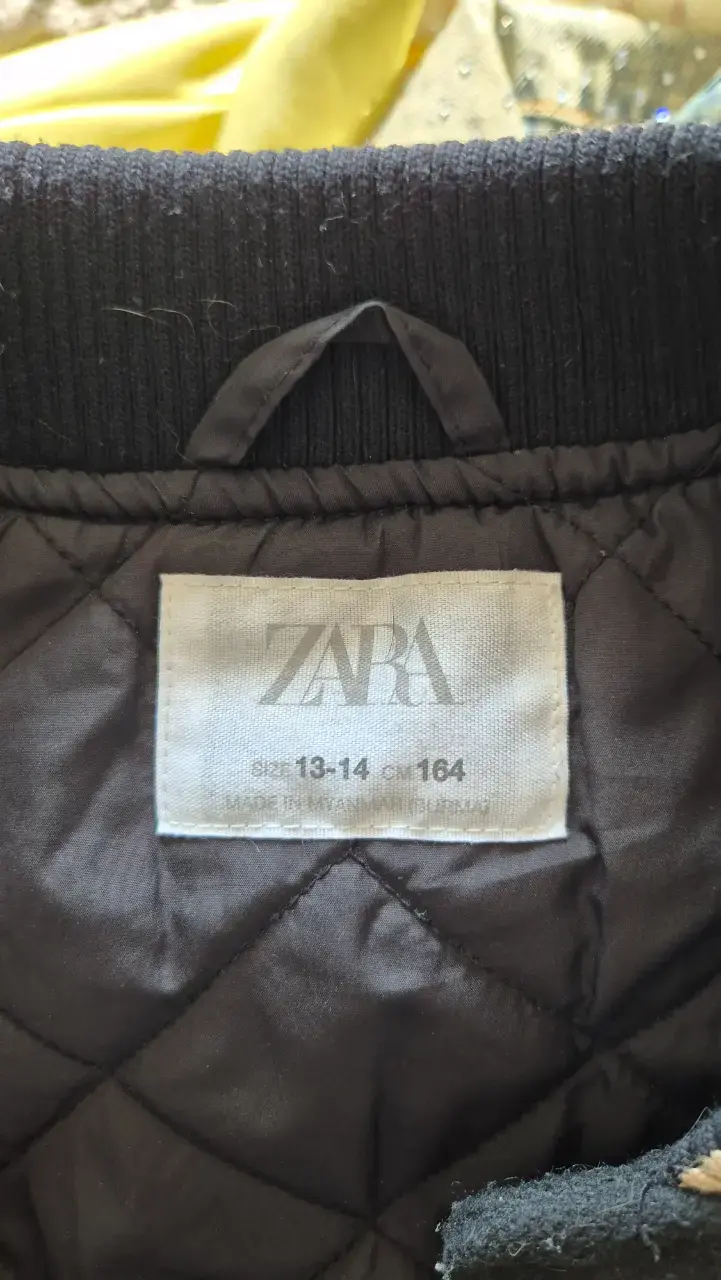 Chaqueta varsity juvenil Zara negra - 3