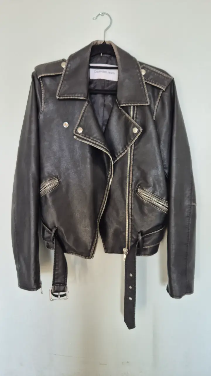 Chaqueta motera cuerina Calvin Klein - 1