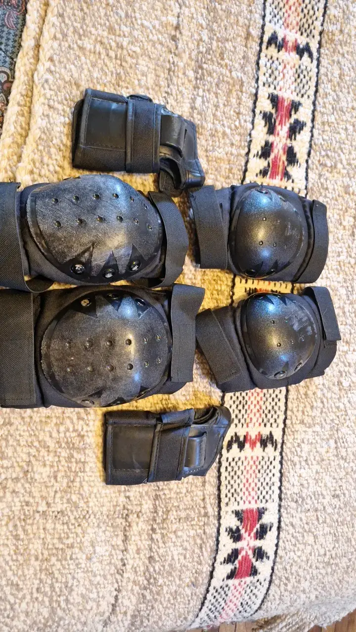 Set de protecciones para patinaje y skate Talla M - 1