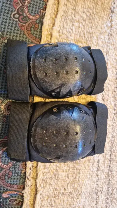 Set de protecciones para patinaje y skate Talla M - miniatura 3
