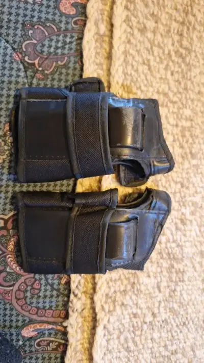 Set de protecciones para patinaje y skate Talla M - miniatura 5