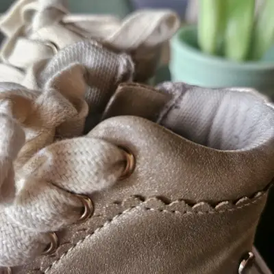 Zapato doradas para bebé Opaline talla 22 - miniatura 2