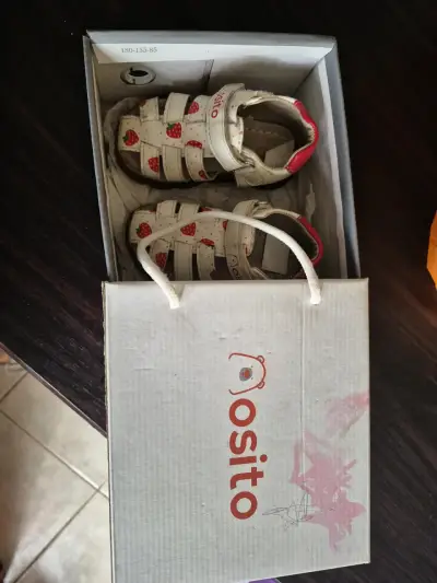 Sandalias de niña con diseño de frutillas, Osito - miniatura 6
