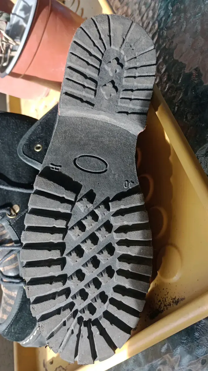 Botas de cuero negras talla 40 animal print - 3