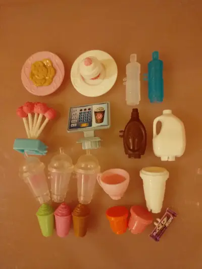Set de juego Barbie Cafetería con muñeca y accesorios - miniatura 2