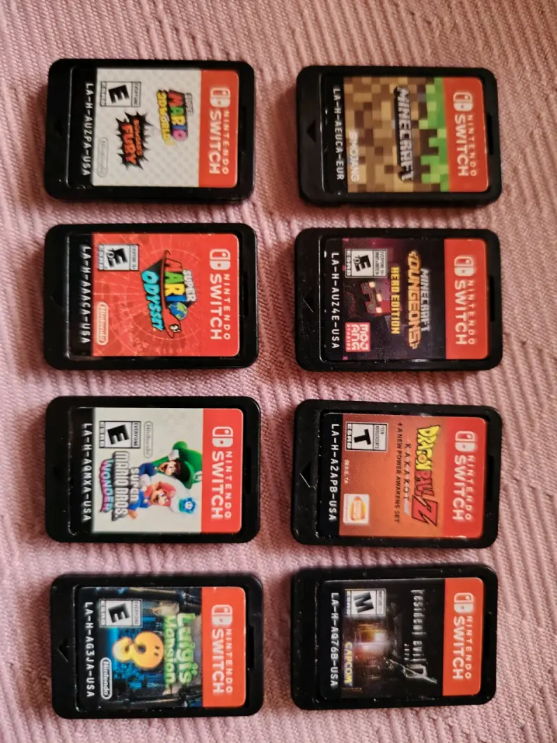 Nintendo Switch con juegos y accesorios - 2