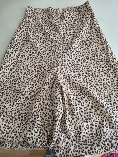 Pantalones anchos estampado animal print - miniatura 1