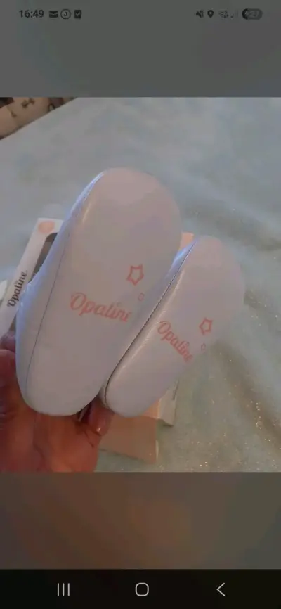 Zapatos de bebé blancos Opaline con diseño delicado - miniatura 3