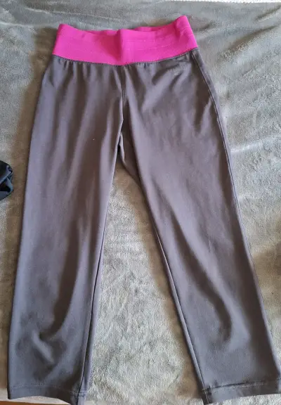 Pantalones deportivos Everlast con cintura alta rosa - miniatura 1