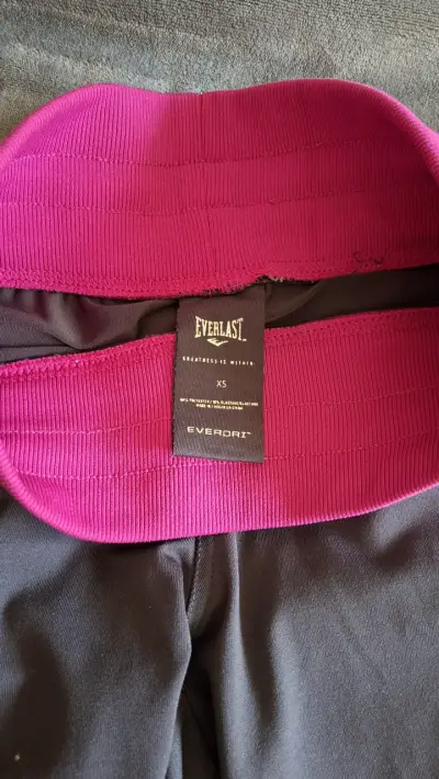 Pantalones deportivos Everlast con cintura alta rosa - miniatura 2