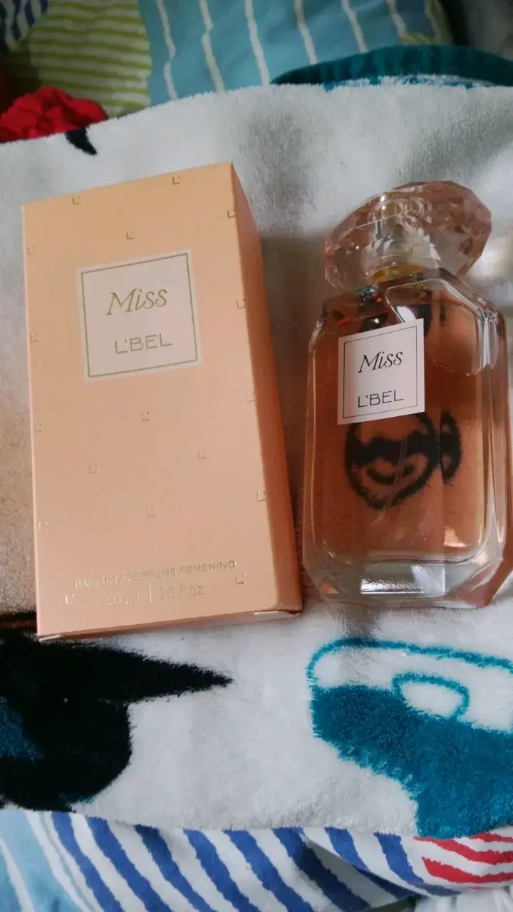 Perfume Miss L'Bel para mujer 50 ml