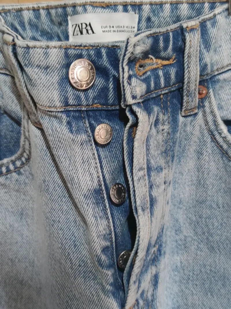 Jeans de mezclilla azul claro Zara para mujer - 6