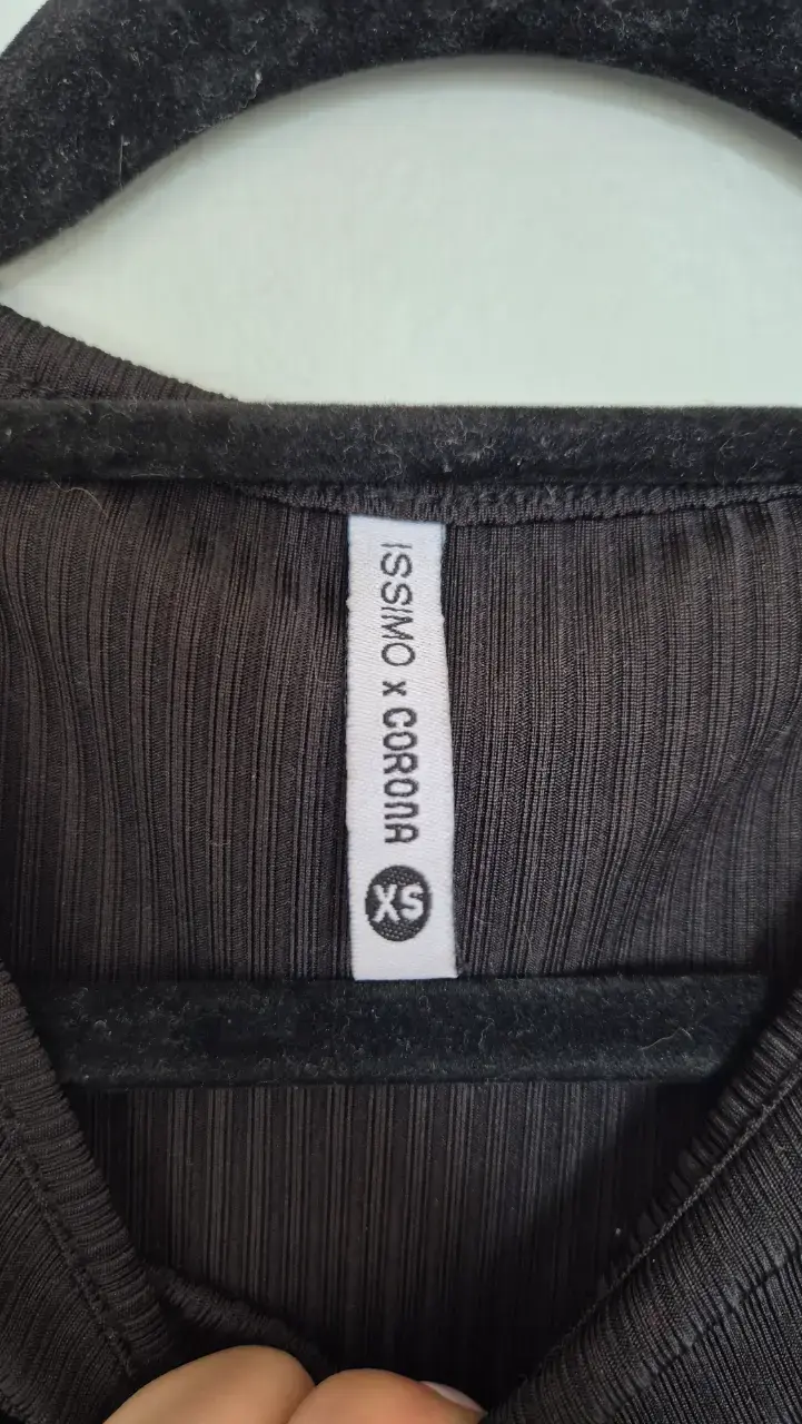 Body negro Issimo x Corona, talla XS - 2