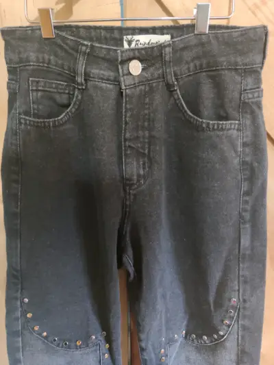 Jeans negros con tachas para mujer talla 36 - miniatura 6