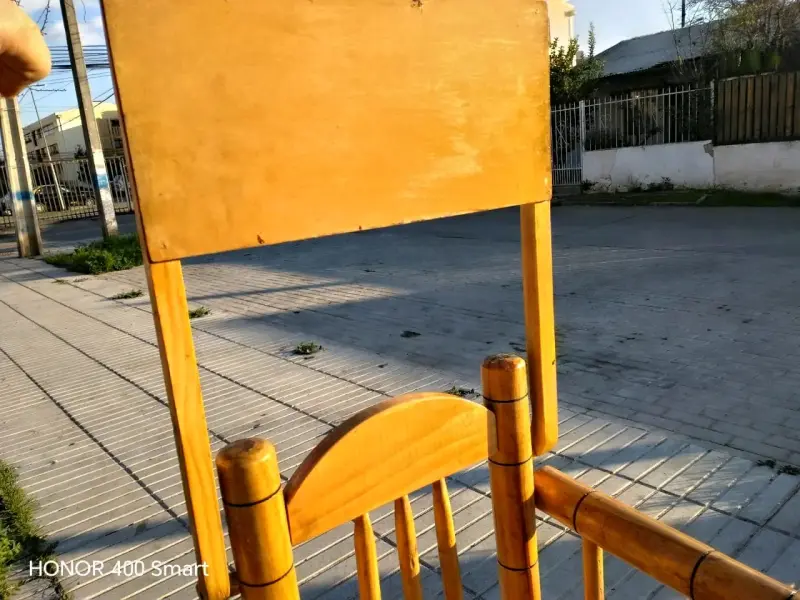 Silla alta de madera para bebé - 5