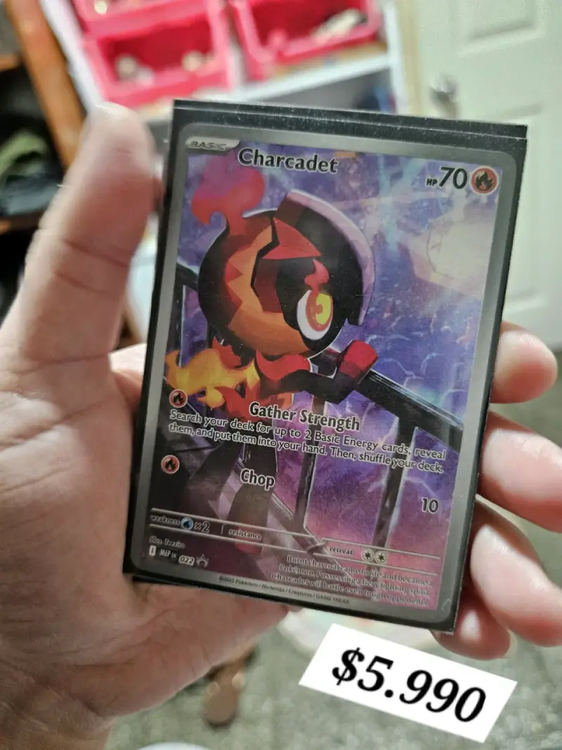 Carta Pokémon Charcadet holográfica