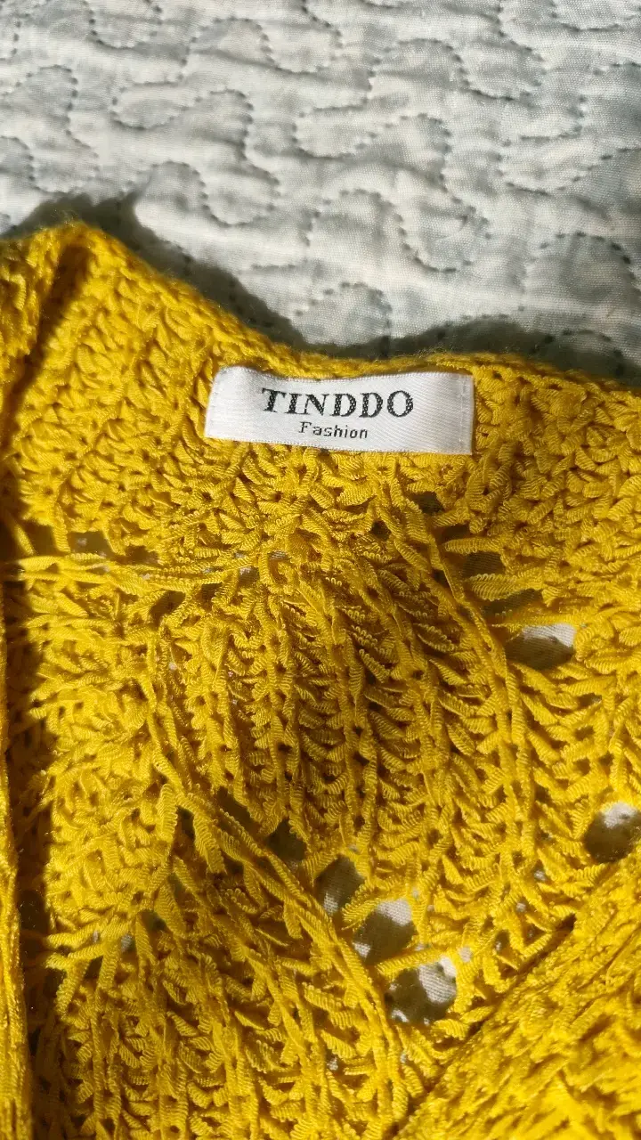Cárdigan amarillo tejido Tinddo - 2