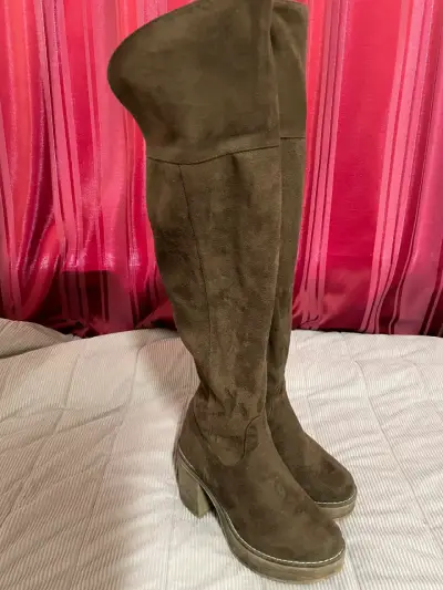 Botas altas de gamuza marrón para mujer talla 35 - miniatura 1