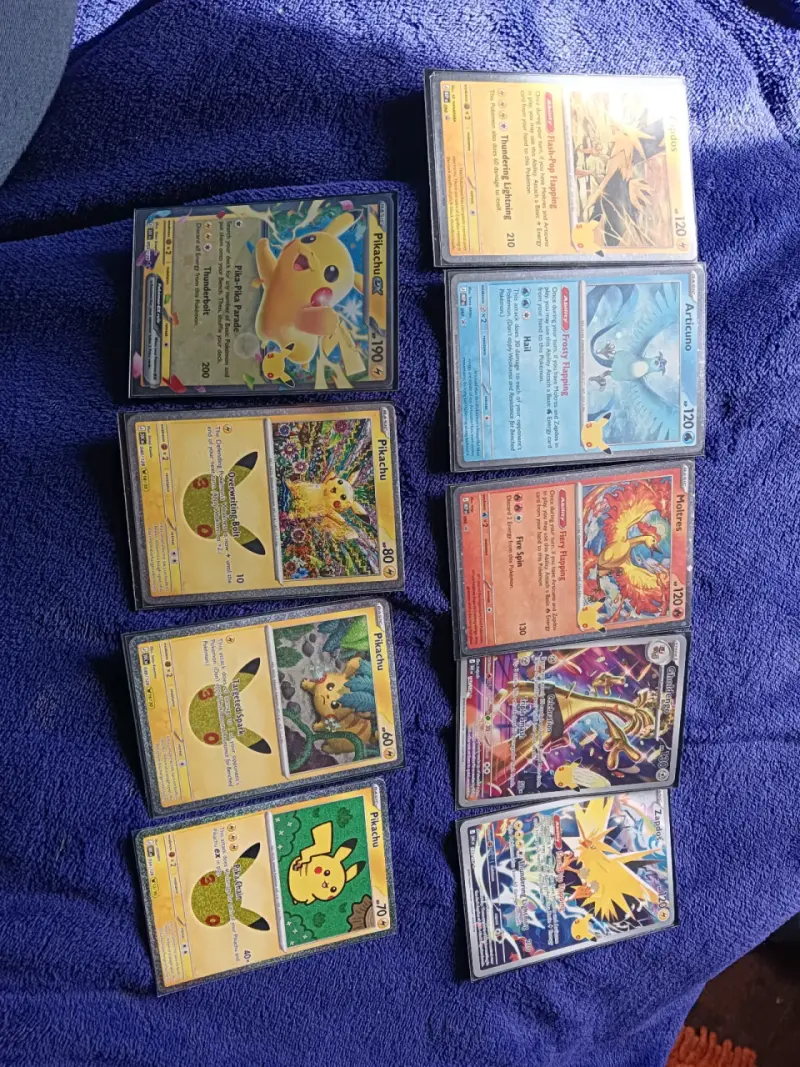 Cartas pokemon 30 aniversario - 1