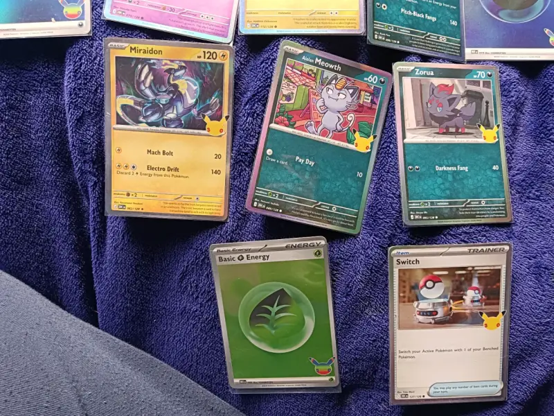 Cartas pokemon 30 aniversario - 3