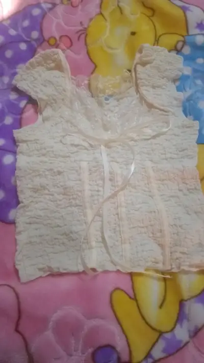 Blusa de encaje - miniatura 1
