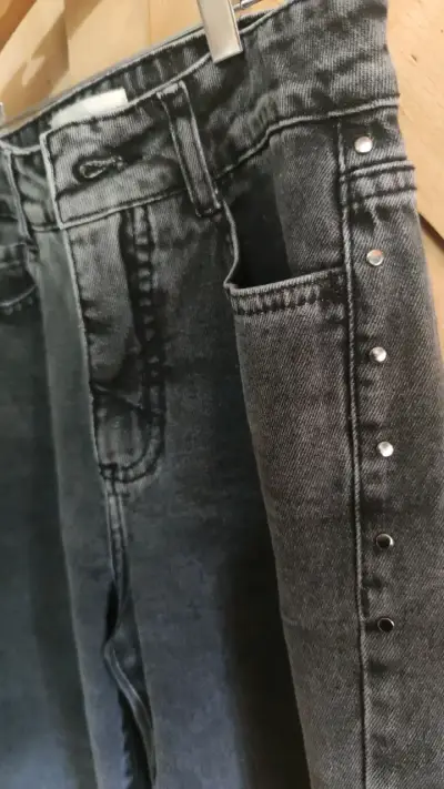 Jeans  grises con tachas para mujer Raindoor - miniatura 6
