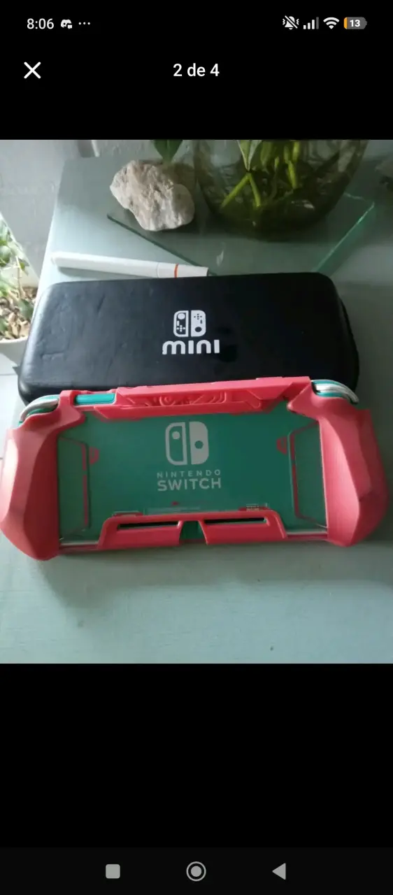 Nintendo Switch Lite con carcasa y estuche - 2