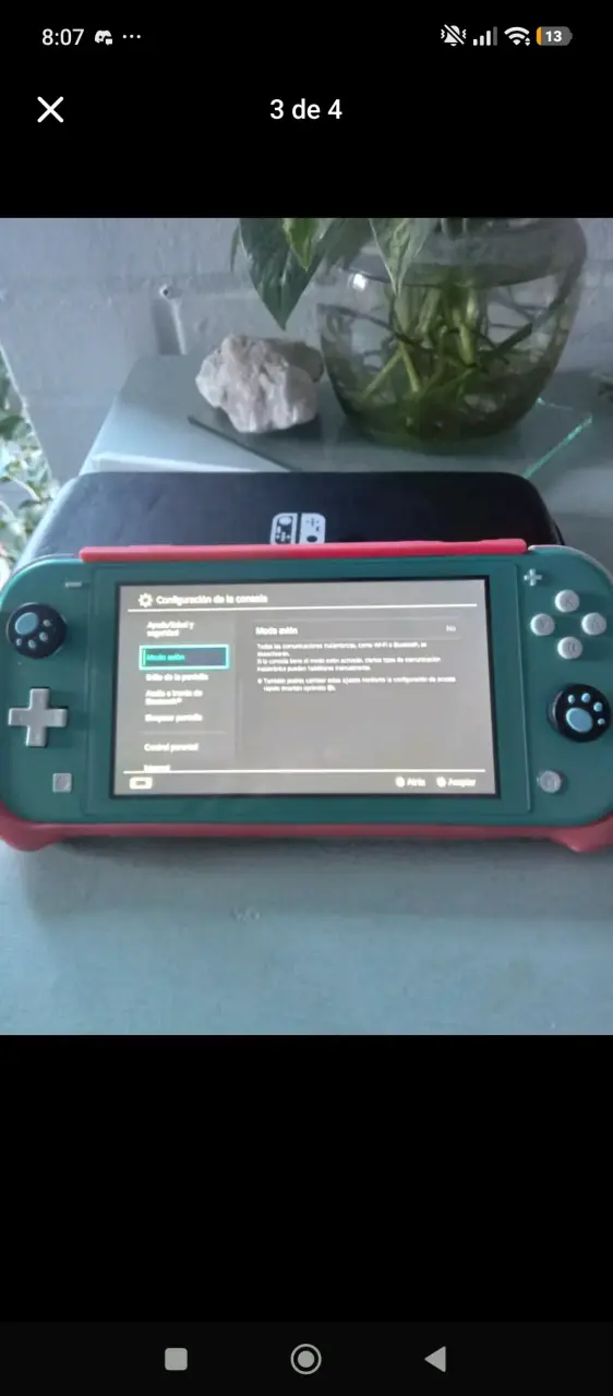Nintendo Switch Lite con carcasa y estuche - 3