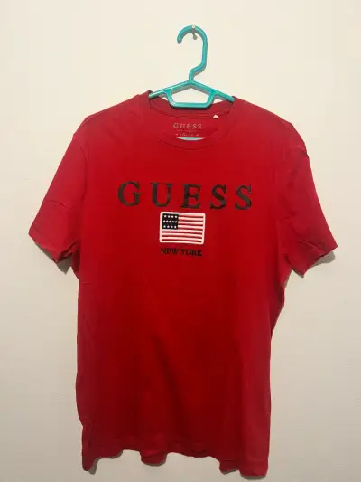 Polera Roja Guess 🇺🇸 - miniatura 1