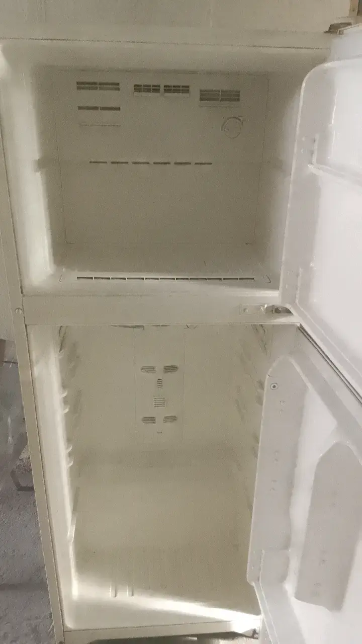 Refrigerador de dos puertas color blanco - 2