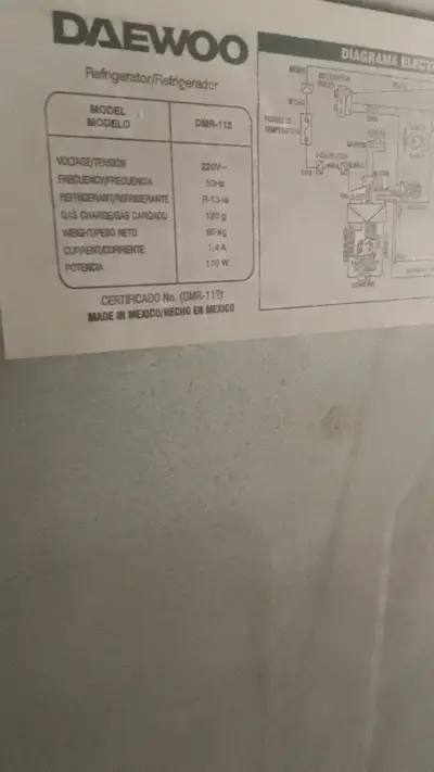 Refrigerador de dos puertas color blanco - miniatura 5