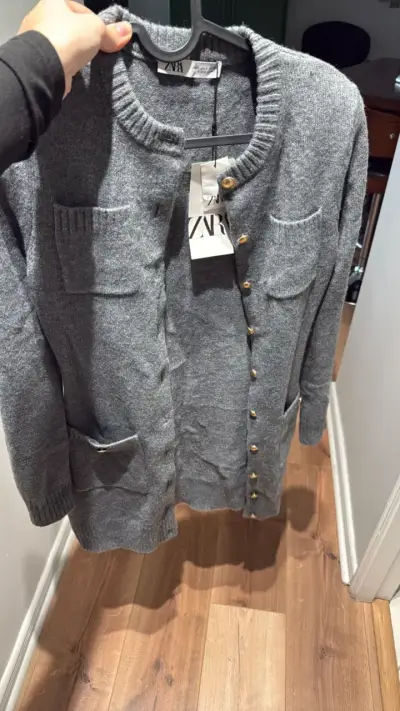 Cardigan gris con botones dorados Zara - miniatura 2
