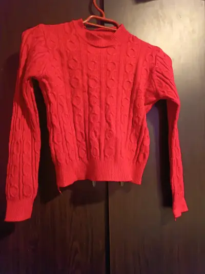 Buzo rojo de lana para mujer - miniatura 1