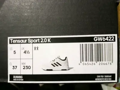 Zapatillas deportivas Adidas nuevas - miniatura 2