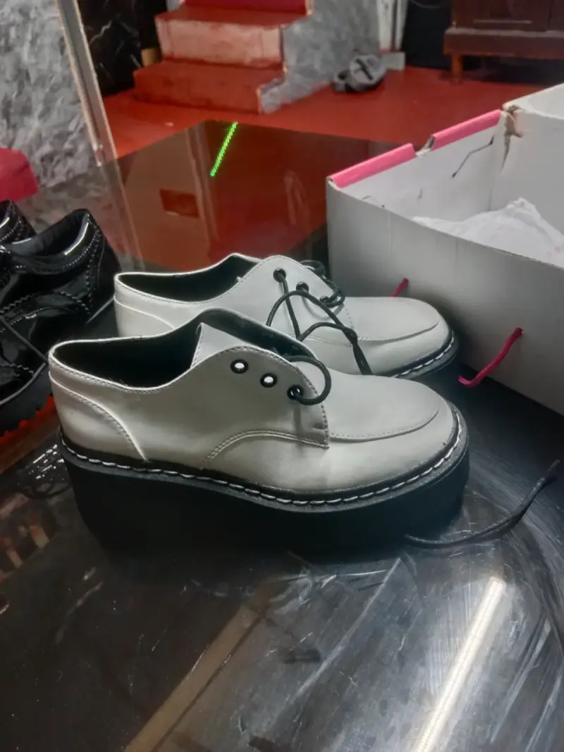 Zapatos de cuero blanco con plataforma Sybilla - 9