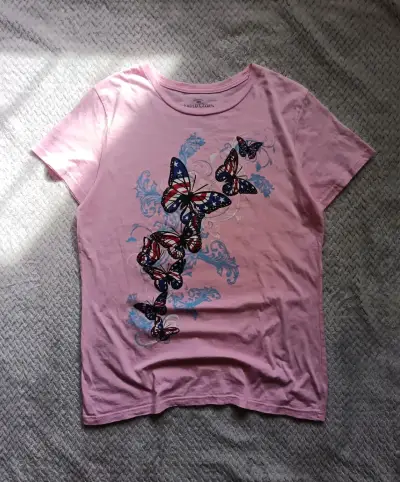 Polera rosa con mariposas Faded glory - miniatura 1