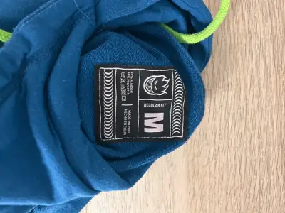 Polerón azul con logo verde Spitfire talla M - miniatura 2