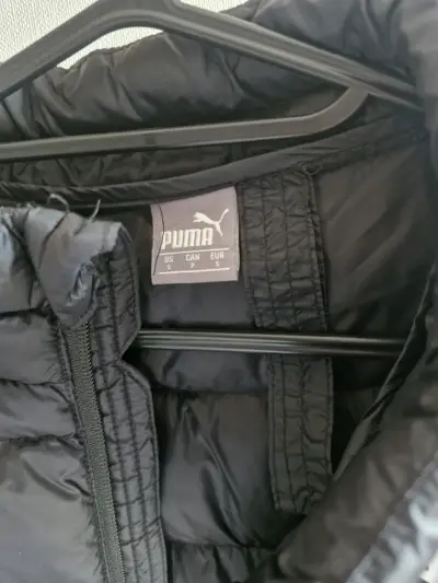 Chaqueta acolchada negra Puma para mujer - miniatura 3