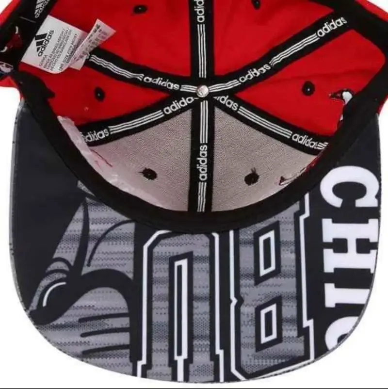 Gorra roja Chicago Bulls Adidas ajustable - 2