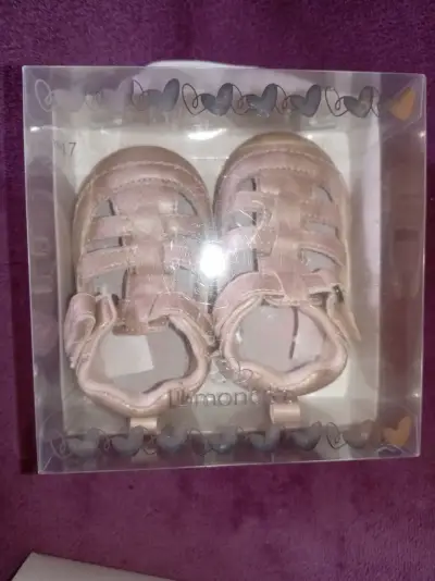 Sandalias de bebé rosadas Limonada talla 17 - miniatura 1