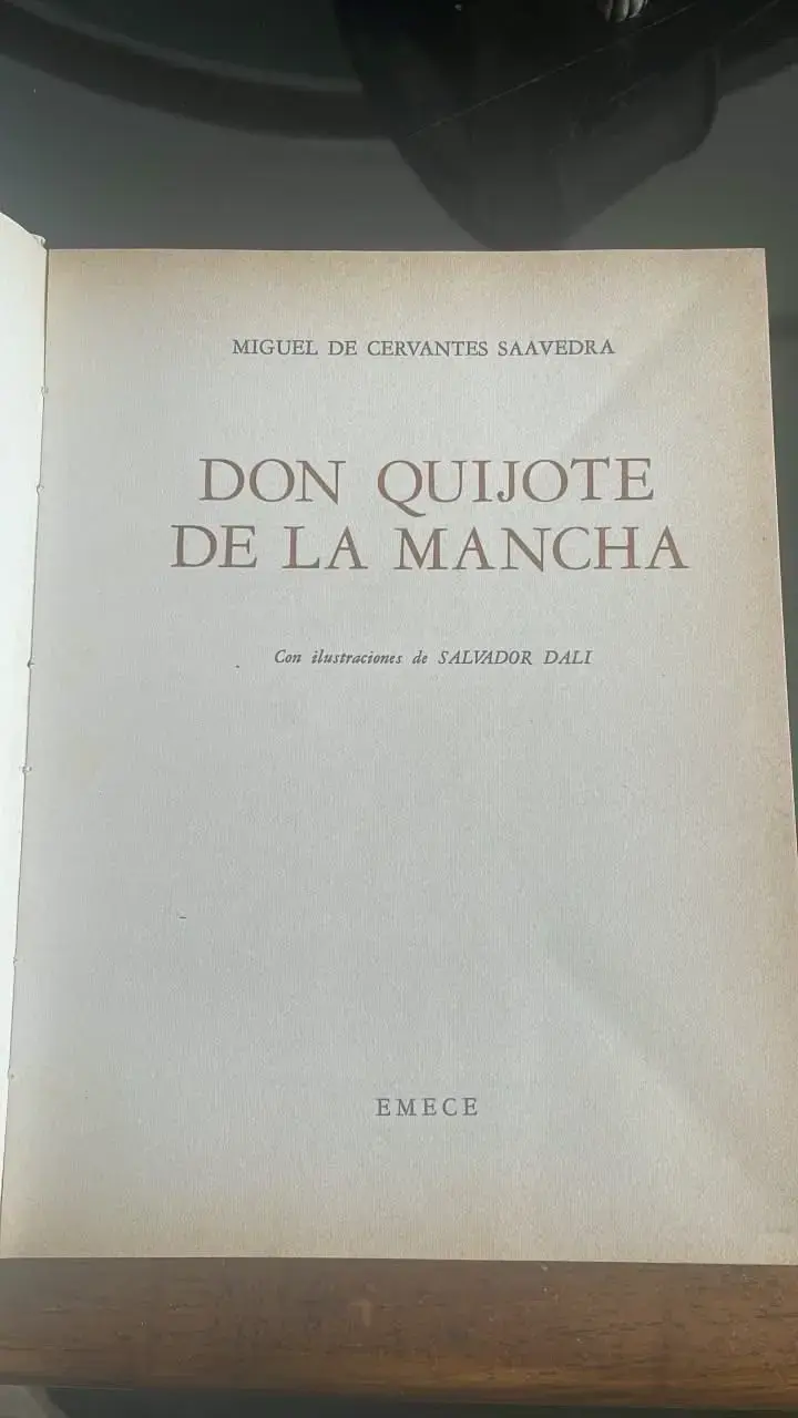 Libro Don Quijote con ilustraciones de Dalí - 2