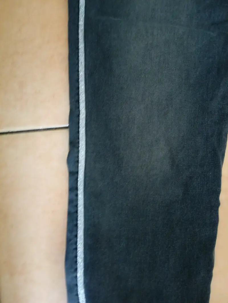 Jeans gris oscuro con franjas laterales - 3