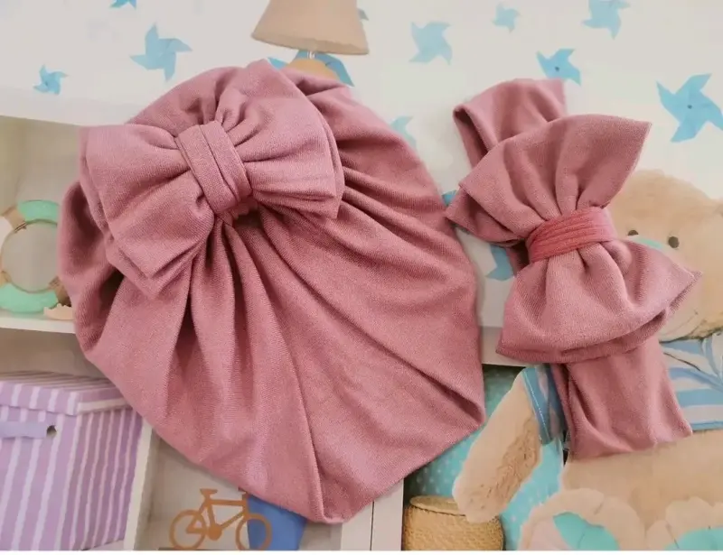Set de turbante y cintillo para bebé color rosado