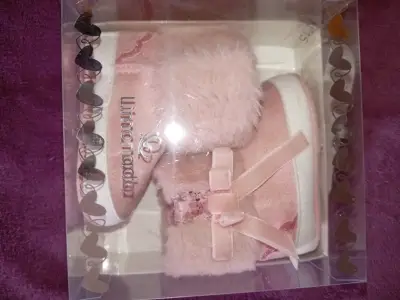 Botitas de bebé rosadas Limonada con peluche - miniatura 1