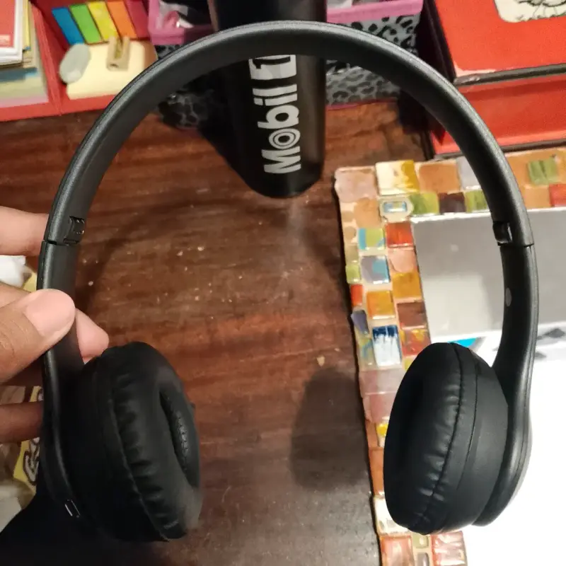 Auriculares Bluetooth Negros - 1