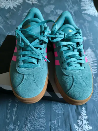 Zapatillas deportivas Adidas Calipso y rosadas - miniatura 1