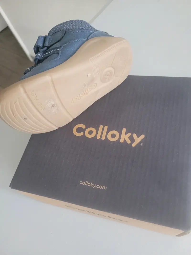 Zapatos para bebé Colloky azul con velcro - 3