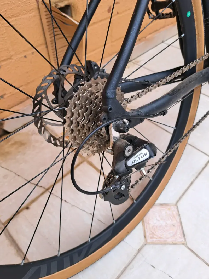 Bicicleta gravel sunpeed XL accesorios - 5